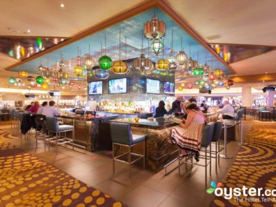 1. centra bar lounge v11688423 1280